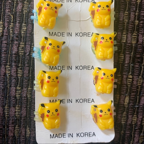 Vintage Pikachu Hairclips - Picture 3 of 5
